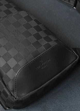 Міський класичний слінг louis vuitton слінг чоловічий шкіряний луї вітон чоловіча сумка на плече в шахматку чорна4 фото