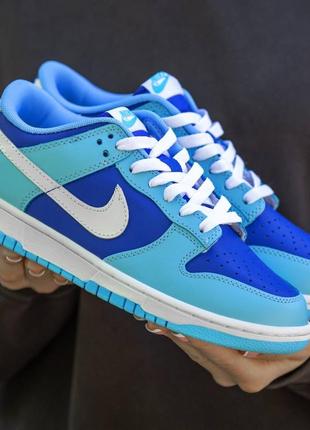 nike gold dunk low blue