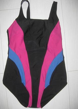 Спортивний купальник з чашками 14р.