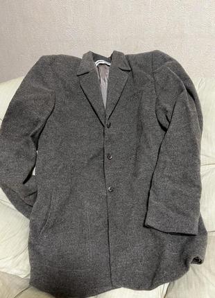 Крутезный шерстяной пиджак