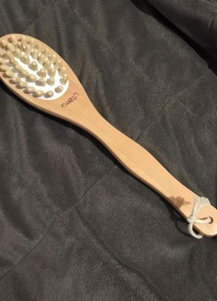 Щітка для сухого масажу з ручкою