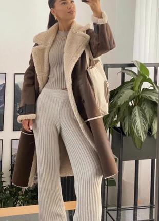 Женская длинная демисезонная дубленка