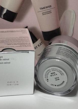 Ночной восстанавливающий крем с ретинолом timewise repair® volu-firm®

от 45 лет, 48 г3 фото