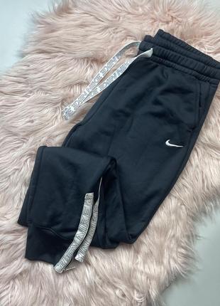 Спортивные штаны nike 🖤