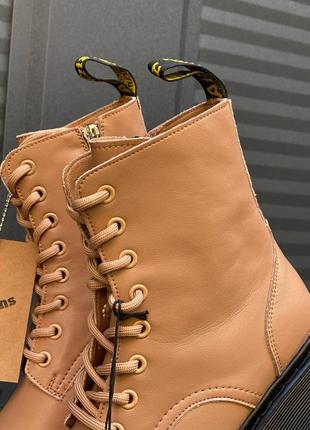 Черевики dr.martens jadon beige matte5 фото