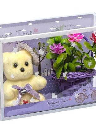 Набір подарунковий "декоративний велосипед з ведмедиком"
флокова іграшка, подарунок декор статуетка.3 фото