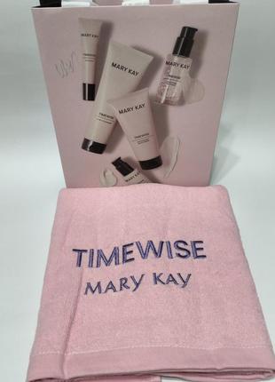 Рушник рожевий з логотипом  time wise mary kay