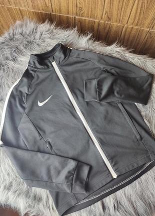 Зіпка nike