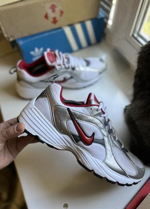 Кроссовки винтаж редкие nike air оригинал размер 45 29 см новые10 фото