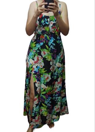 Платье-сарафан на бретелях яркая в цветы1 фото