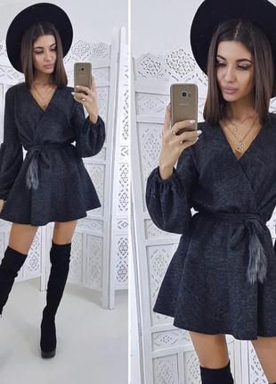 Плаття графітового кольору