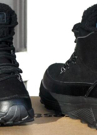 Размеры 36, 37, 38, 39  зимние кожаные ботинки кроссовки restime, на меху, черные, полноразмерные