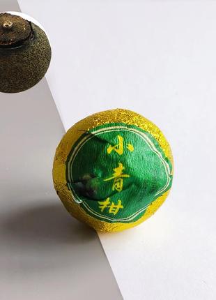Порционный шу пуэр гуандунский - пуэр в зелёном мандарине