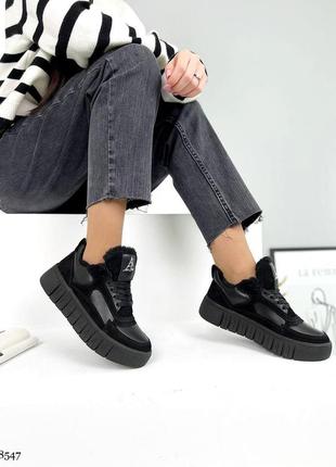 Стильні зимові натуральні кросівки чорного кольору, утеплені кросівки на шнурівці3 фото