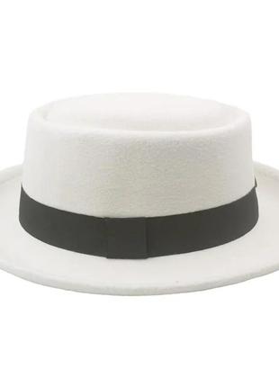 Стильний  фетровий капелюх порк-пай білий 55-57р (935)