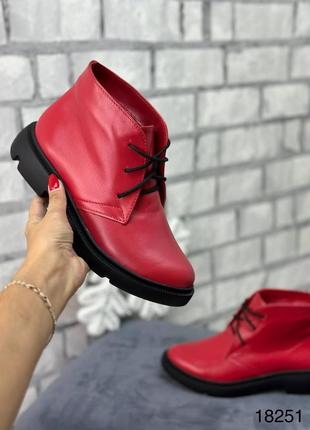Зимові натуральні шкіряні ботинки червоного кольору, трендові жіночі черевики на шнурівці2 фото