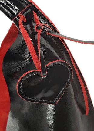 Сумка шоппер чёрная глянцевая, изнанка красная 15776 фото