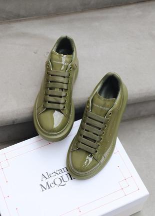 Кроссовки mcqueen olive patent ( premium )2 фото