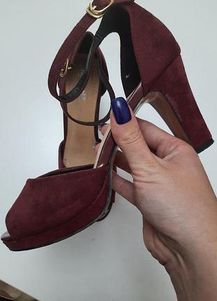 Замшевые боссоножки