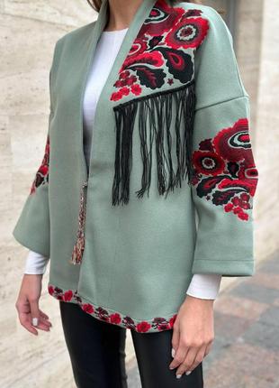 Пиджак вышиванка из ткани похожей на кашемир с длинным рукавом норма4 фото