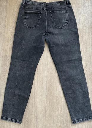 Темно-серые джинсы мом3 фото