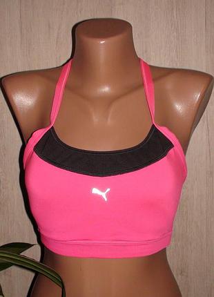 Спортивний топ puma з гарною спинкою.