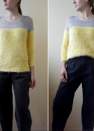 Желтый свитер колор блок kira plastina с серебристой кольчугой свитер травка9 фото