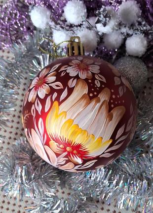 Елочный шар с ручной петриковской росписью