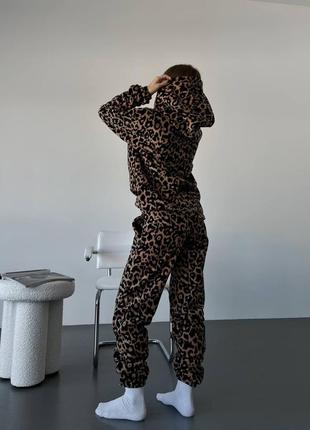Пижама с принтом леопарда5 фото