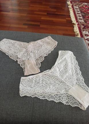 Комплект из двух кружевных трусиков