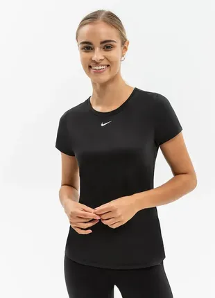 Футболка спортивная nike