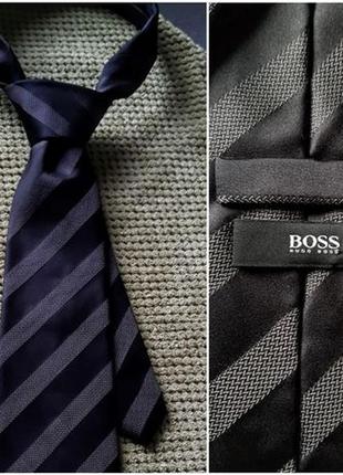 Галстук шёлковый hugo boss. сделан в италии.1 фото