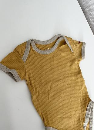 Боді з коротким рукавом