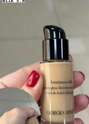 Тональний крем - armani luminous silk #5.9 — цена 1350 грн в каталоге ...