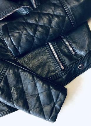 Куртка косуха кожаная чёрная короткая женская9 фото