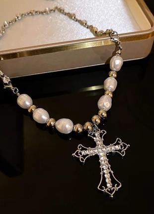 Ожерелье крест в кристаллах массивное колье чокер с крестом