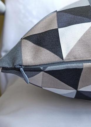 Декоративная наволочка 40*40 с ромбами для декора