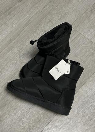 Дутики oysho