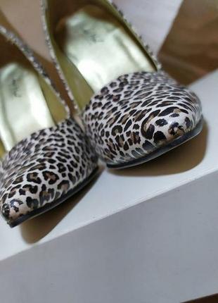 Гостроносі туфлі леопард7 фото
