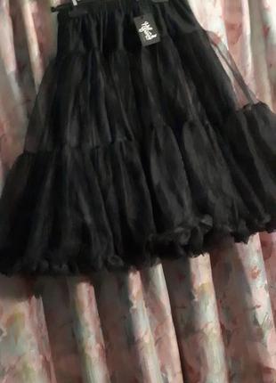 Новая фирменная суперпишня черная юбка в кукольном стиле hell bunny 🖤.5 фото