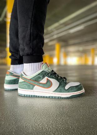 Мужские кроссовки nike sb dunk low pro eire green white orange