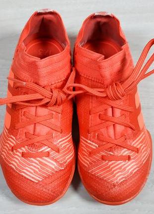 Дитячі футбольні кросівки adidas nemesis оригінал, розмір 28 (копочки, сороконіжки)2 фото