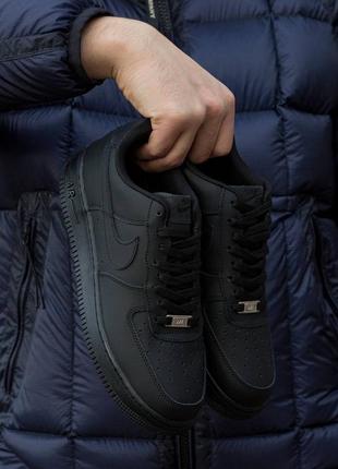 Женские кроссовки nike air force 1 low black черного цвета