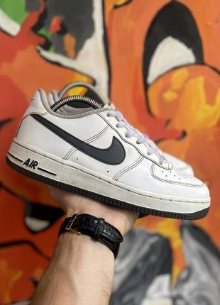 Nike air кроссовки 38 размер кожаные белые оригинал1 фото