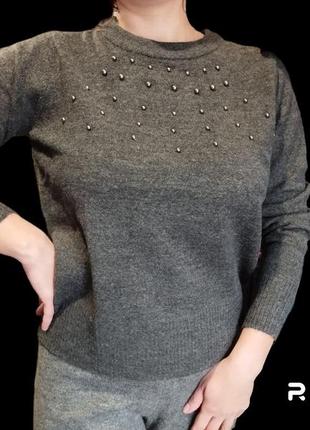 Красивый женский серый свитер размер s 49 нижняя