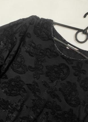 Кофта женская черная в цветочный принт от бренда italy l xl3 фото