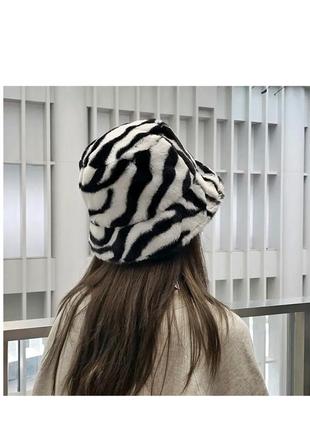 Женская шапка-панама зебра