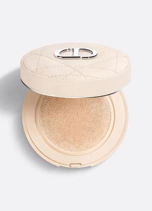 Пудра-кушон для обличчя dior forever cushion powder 020 — light