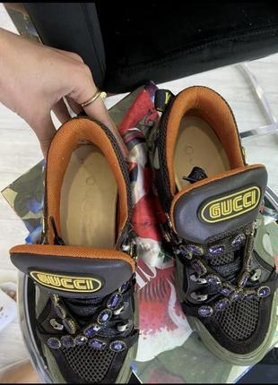 Шикарные брендовые кроссовки с камнями gucci7 фото