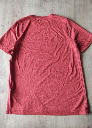 Фирменная женская спортивная футболка  nike dri-fit, оригинал. размер м.2 фото